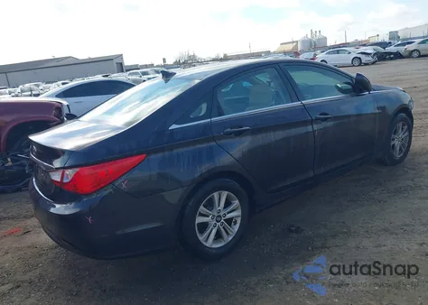 2011 Hyundai Sonata Gls z USA, uszkodzony, nr VIN 5NPEB4AC2BH117973